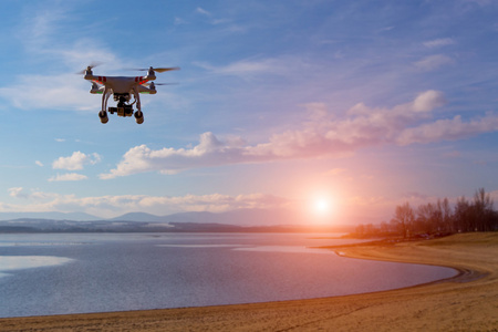 河北保定全球鹰无人机：无人机技术的新进展
